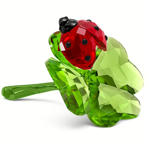 IDYLLIA:LADY BUG AND CLOVER